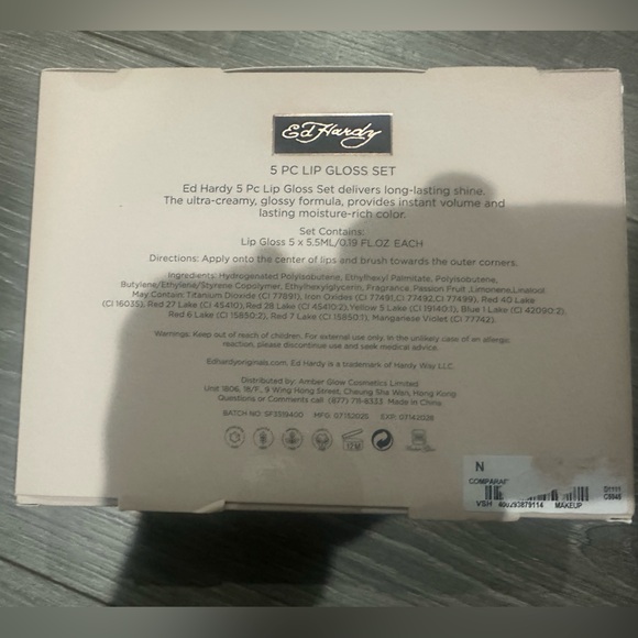 Ed Hardy Vibrant Lip Gloss Collection Set of 5 - Picture 4 of 4